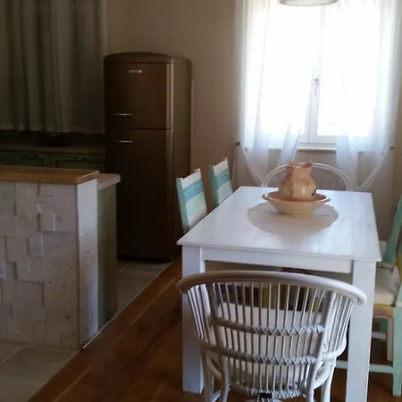 Διαμέρισμα Rustic Biograd Na Moru