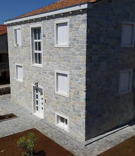 Rustic 비오그라드나모루