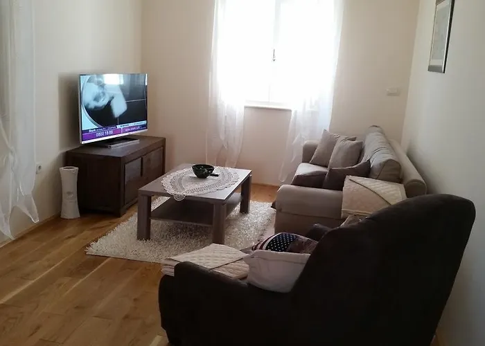 Rustic ビオグラード・ナ・モル