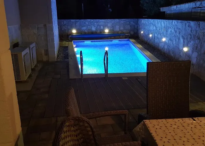 Rustic アパート ビオグラード・ナ・モル